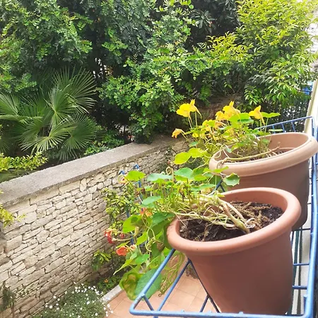 Mariza Apartment *
