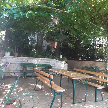 Mariza Apartment *